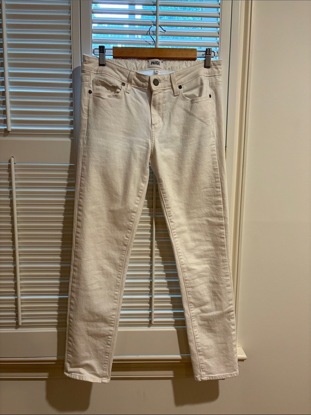 PAIGE White Skinny Women's Jeans - Classic Clean Denim